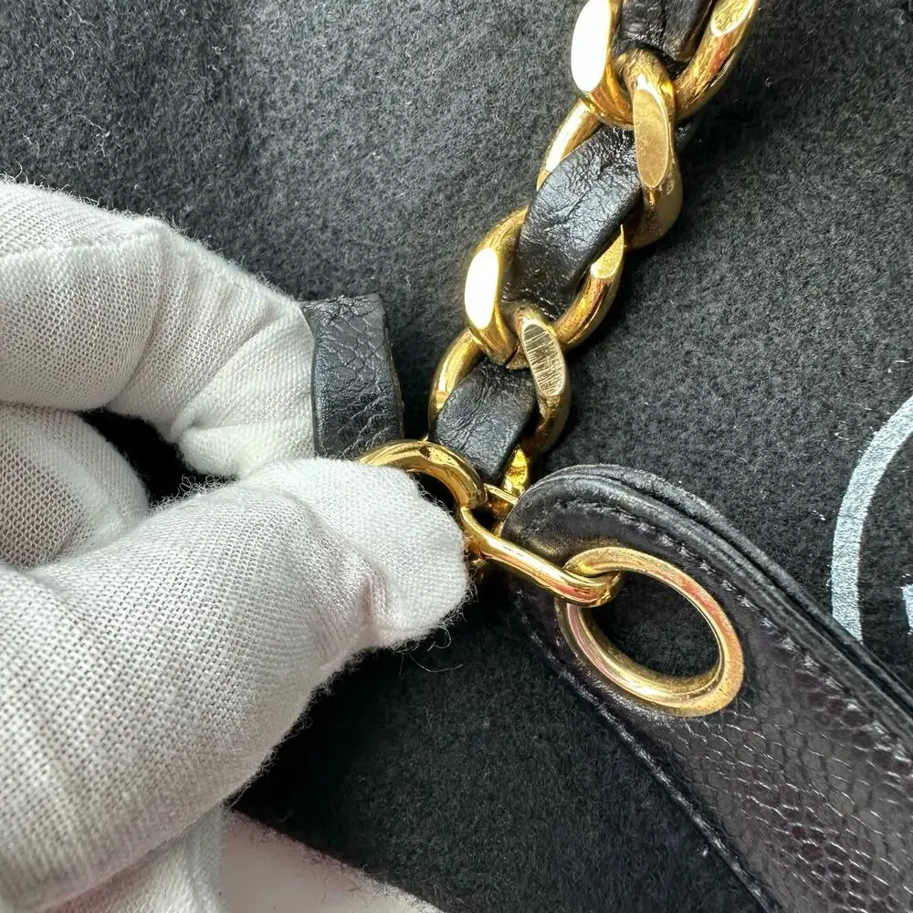 Chanel Vintage Caviar Drawstring Bucket Bag Black Leather Gold Hardware